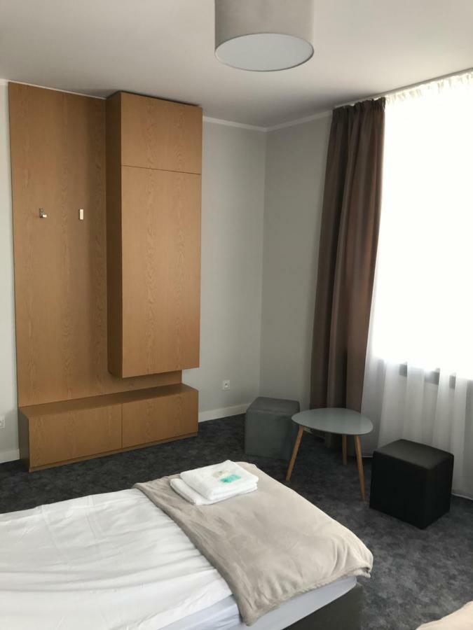7 Rooms Mtp Poznań Extérieur photo
